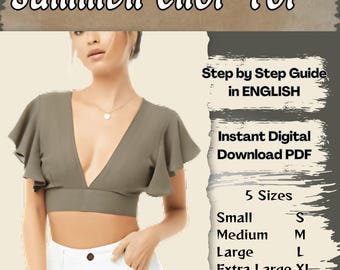 Puede incluir: Un patrón de costura digital para un top corto de verano con cuello en V y mangas de vuelo. El patrón incluye cinco tallas: Small, Medium, Large, Extra Large y Extra Large 2XL. El patrón está disponible como descarga instantánea en formato PDF.