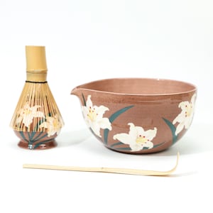 Handmade Ceramic Lily Matcha Set Spout Bowl Whisk Holder Scoop Dark Brown Japanese Tea Ceremony Kit Floral Kitchen Decor Mother Gift