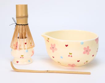 Juego de matcha de cereza kawaii con boquilla, soporte para batidor de corazón con flor rosa, kit de té estético coqueto, bonito regalo de decoración de cocina para ella, primavera