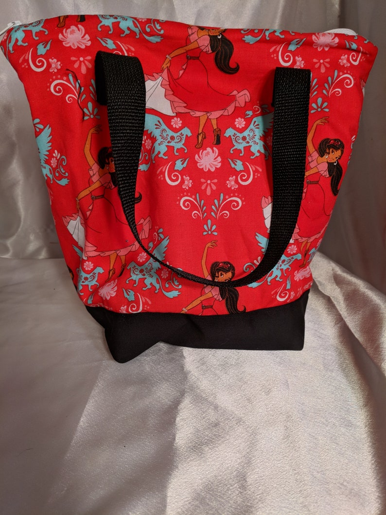 Elena of Avalor Insulated Zip-up Lunch bag