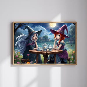 Może przedstawiać: Dwie czarownice w fioletowych i czarnych sukienkach i spiczastych kapeluszach siedzą przy stole z czajnikiem i filiżankami do herbaty. Piją herbatę na polanie w lesie pod pełnią księżyca. Przy stole siedzą dwa czarne koty.