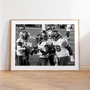 Tampa Bay Buccaneers Poster, AFC, NFL Fan Print, Super Bowl,Fan Poster, Black and White, Sport Decor, Sport Gift, American Football Print