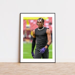 Justin Jefferson Poster, Minnesota Vikings Print, NFL Wide Receiver Print, Football Fan Gift, Sport Decor, Teen Room Decor,Photograph Prints
