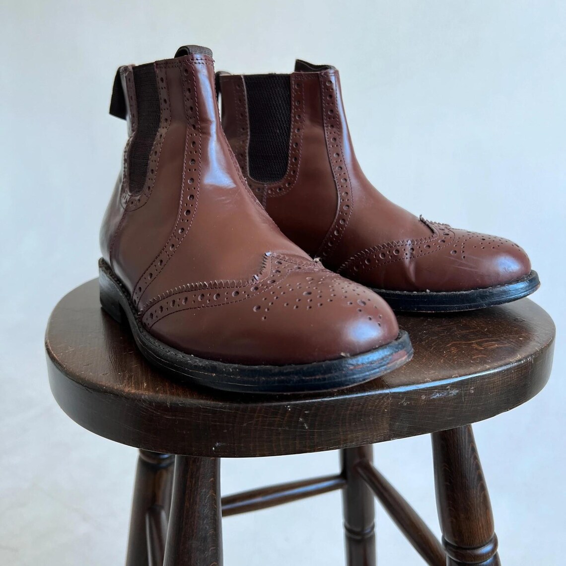 Samuel Windsor Real Leather Chelsea Brogue Boots Size 7.5, foto 3 di 5