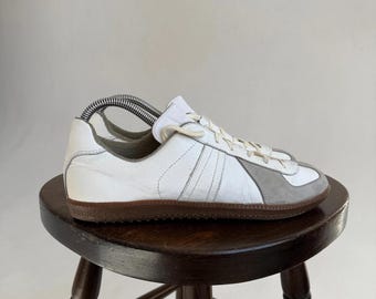 German Army Trainers BW Sport Leather Sneakers White Retro Minimal US7.5 EU40.5