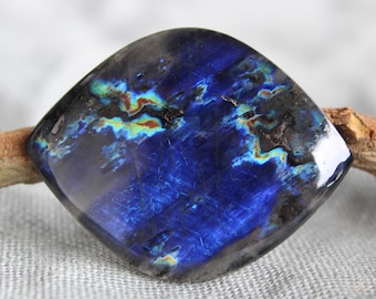 Zeldzame Finse spectroliet met de hand gepolijste cabochon diepblauwe labradoriet 32 x 25 mm