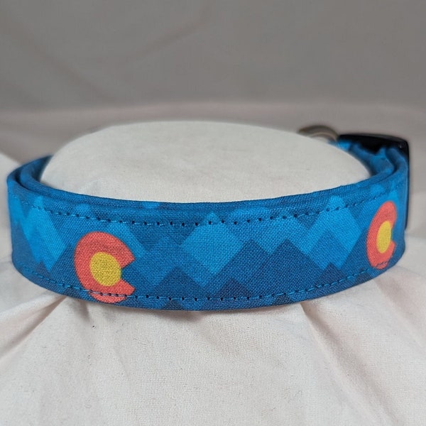 Colorado "C" with the Rocky Mountains pet, cat or dog collar.