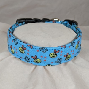 Honey bees &quot;Bee Mine&quot; pet, dog or cat collar.