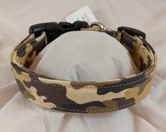 Brown camo collar for dogs, cats or pets.
