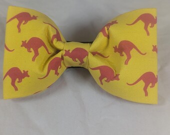 Gold Austin College Kangaroos bow pet collar accessories