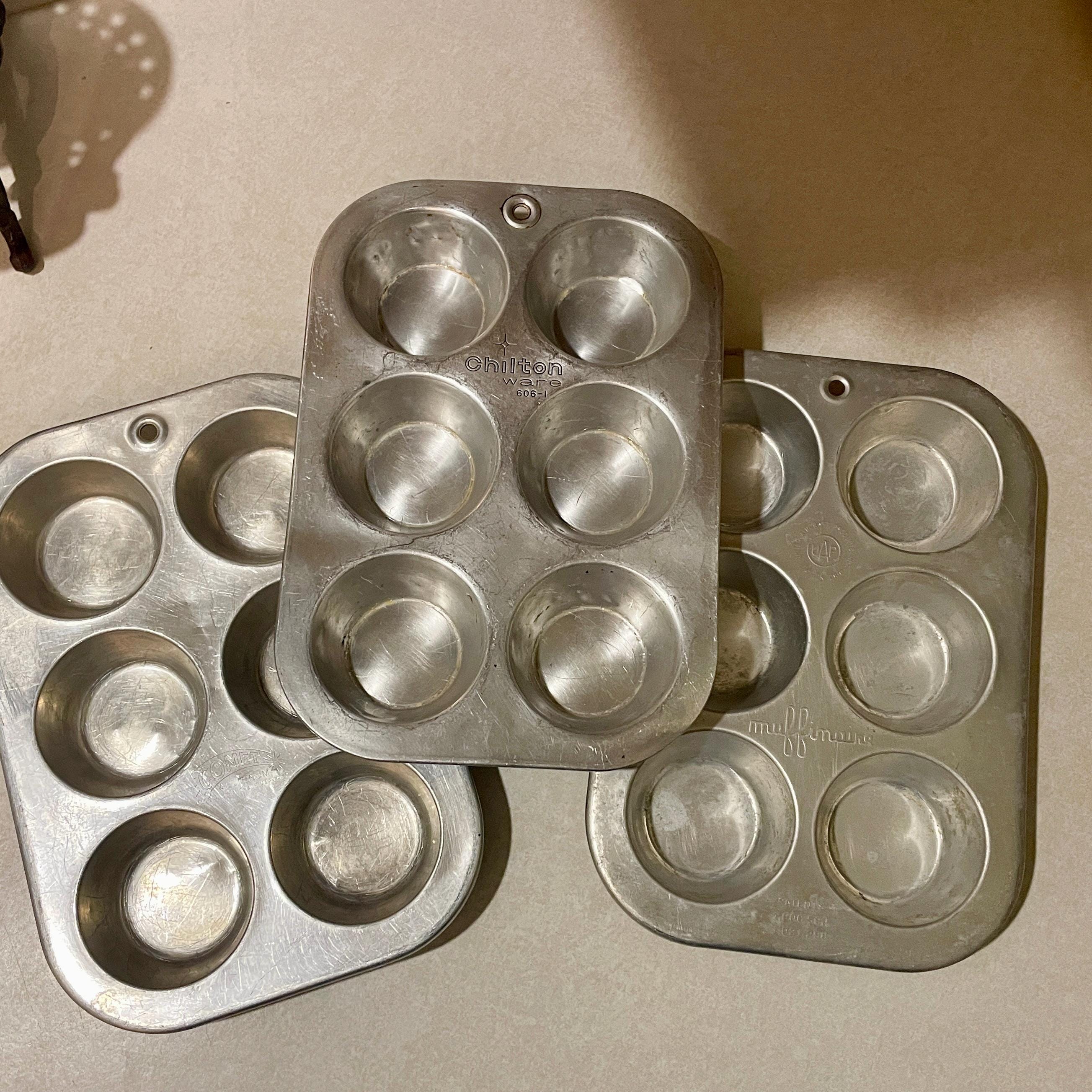 1960s Muffin Pans