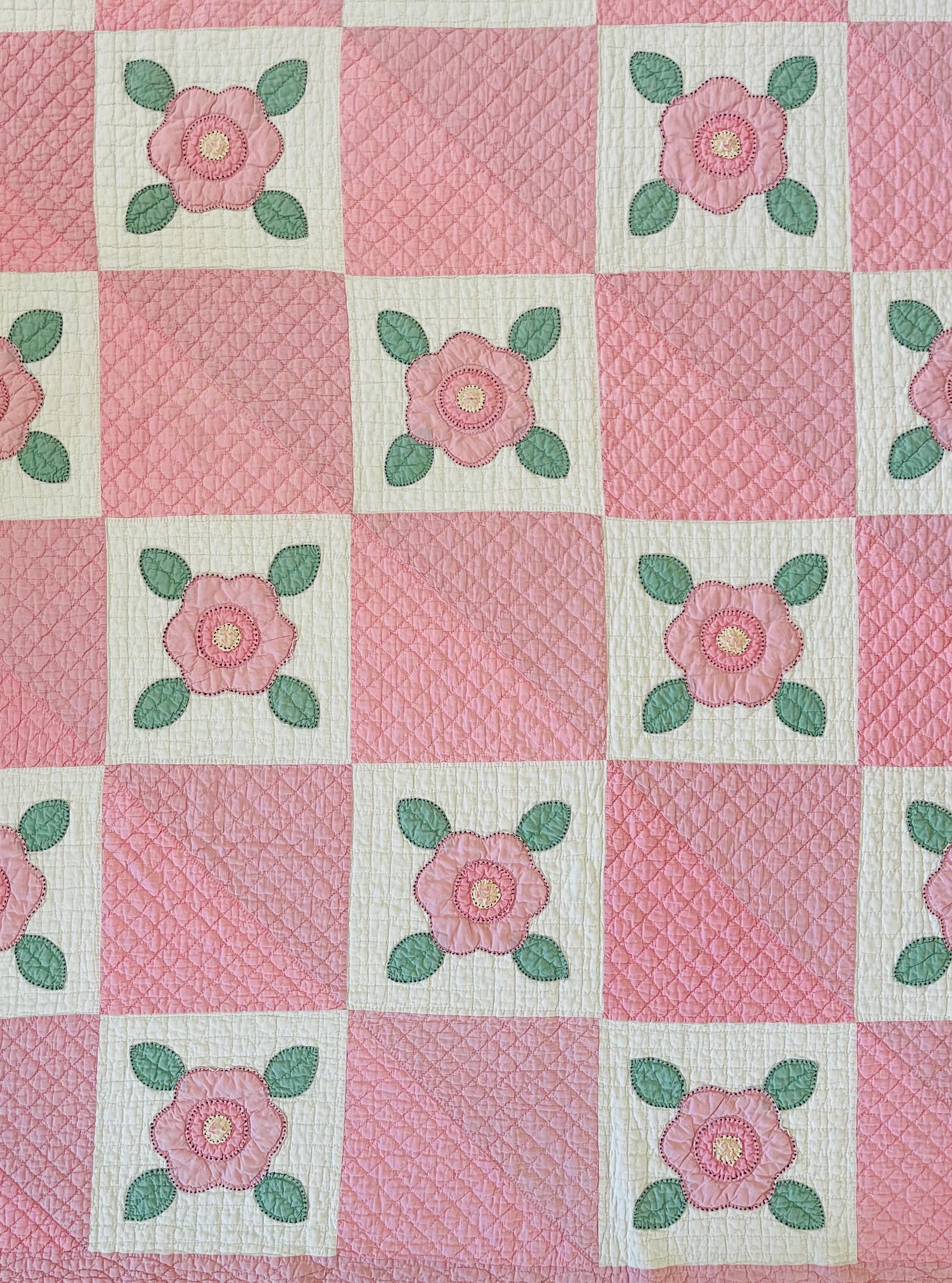 Sweet Handmade Vintage Pink Floral Appliqué Checkered Quilt ~ Mary Englebright Style ~ 1936 ~ 65x74”