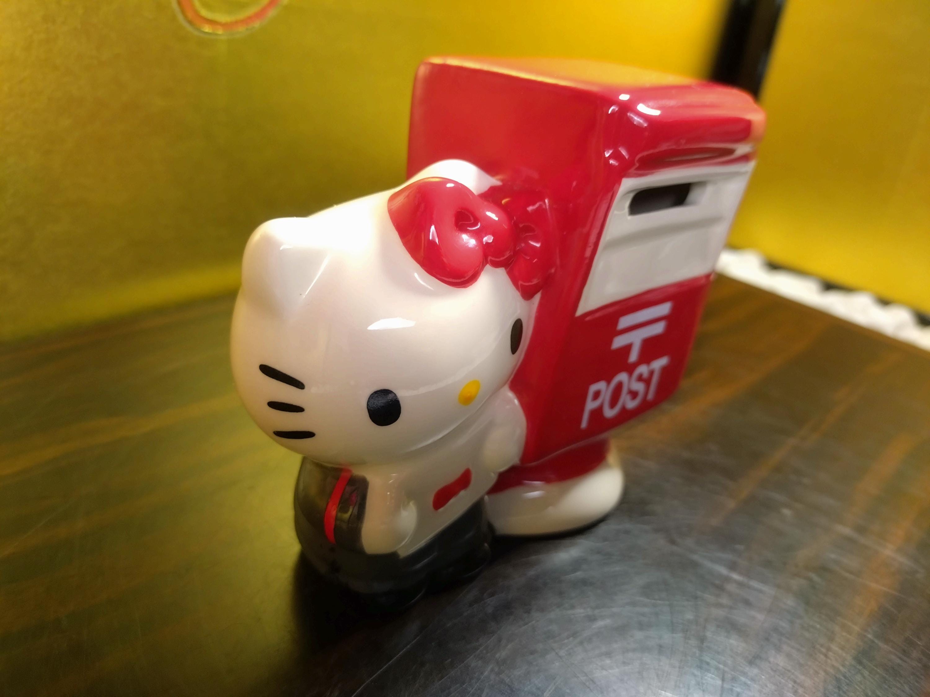 サンリオ ハローキティ 貯金箱 1976年 レア ヴィンテージ 1976年 ハローキティ 貯金箱 | 日本郵便との