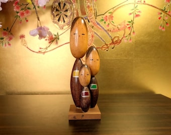 Vintage Kokeshi Puppen Familie: Mid-Century Japanische Volkskunst