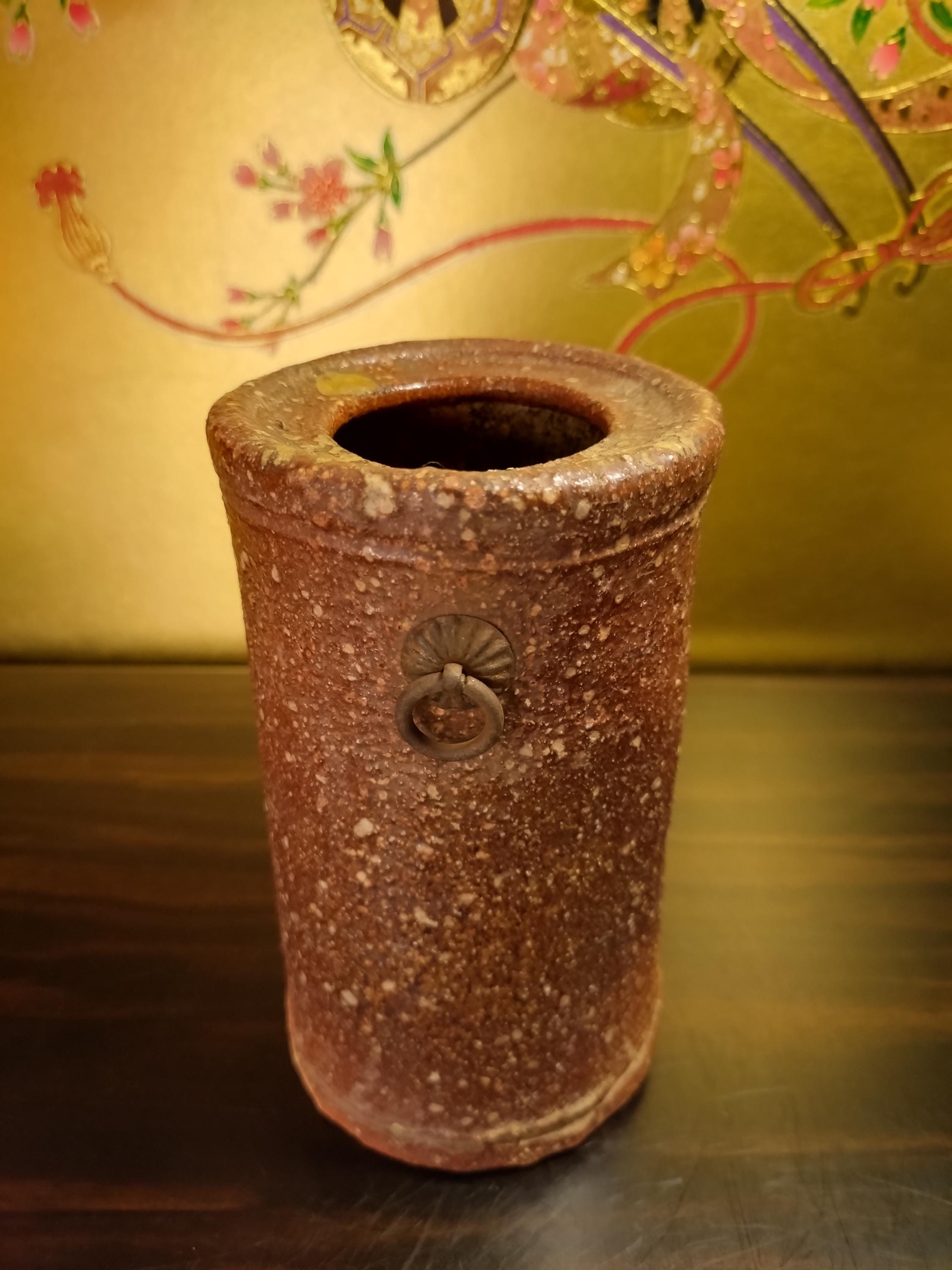 ヴィンテージ信楽焼花瓶：鉄輪付き素朴な日本の陶器 - Etsy Israel