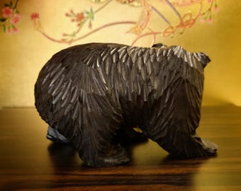 魅力的なヴィンテージの日本の手彫りの熊と鮭 – 北海道民芸品 – 448.5g