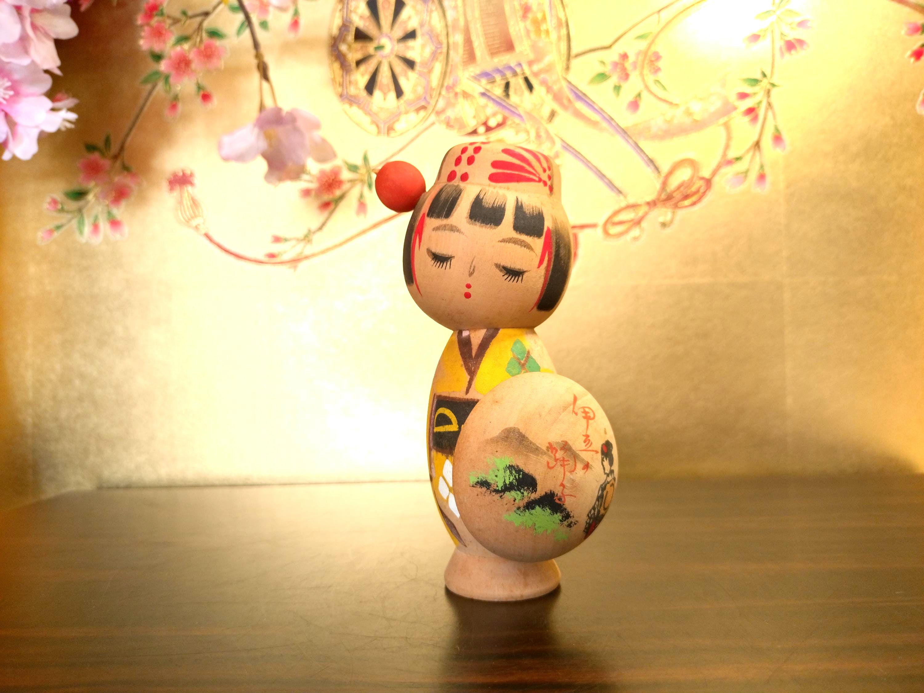 Vintage Kokeshi Doll: Izu Dancer, Hand-painted Straw Hat, 1960s