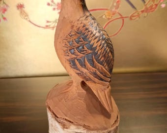 ヴィンテージの手彫り木製ライチョウの彫刻｜日本の民芸品鳥の置物