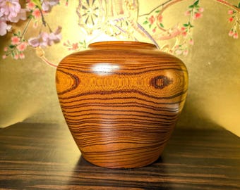 ヴィンテージの日本製陶器花瓶 | 金箔を施した虹色仕上げ | 高さ7.28