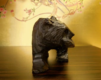 魅力的なヴィンテージの日本の手彫りの熊と鮭 – 北海道民芸品 – 448.5g