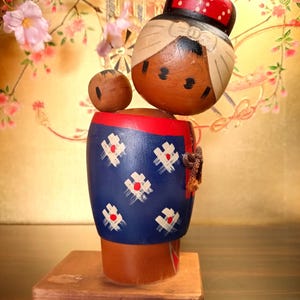 ヴィンテージこけし人形：「無神」渡辺正夫作、サイン入り日本民芸品