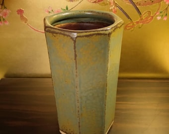 Handgefertigte Mashiko Ware Vase: Wabi-Sabi Keramik Kunst, japanisch Keramik Dekor