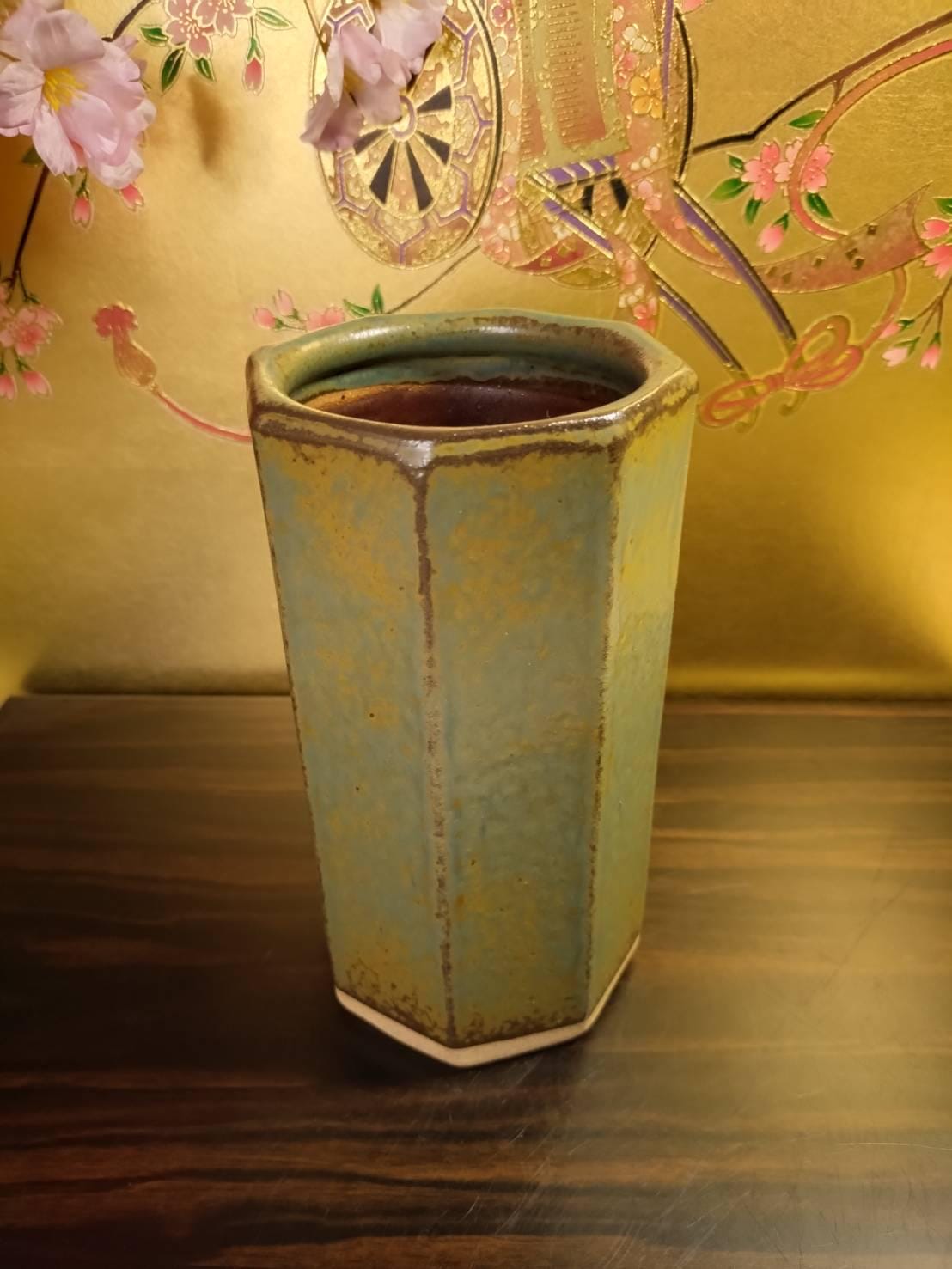 手作りの益子焼花瓶：侘び寂びの陶芸、日本の陶器装飾 - Etsy 日本