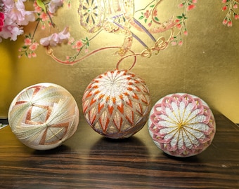 Vintage Japanese Ceramic Floating Ornaments: Hand-painted Zen