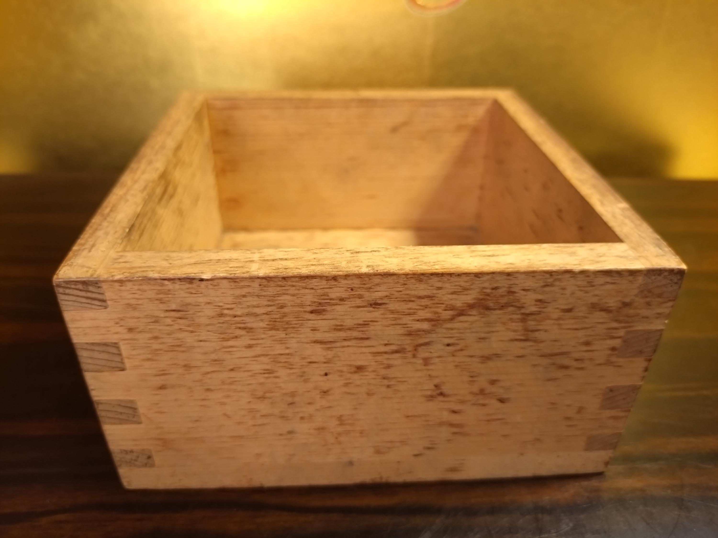 ヴィンテージの日本製木製枡箱：5合酒容器、素朴な装飾 - Etsy 日本