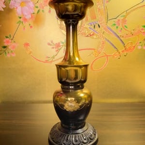 Antieke Japanse tempel gebruikte kandelaar jaren 1900 – ijzeren kandelaar – Wabi-Sabi boeddhistisch interieur