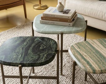 Set di tavolini impilabili in marmo verde, tavolini laterali in pietra naturale, tavolino da caffè moderno