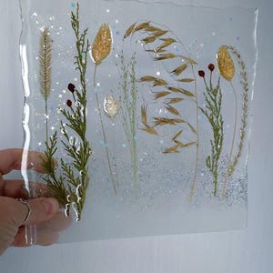 Handgjord lampa med epoxiharts för torkade örter: Botanisk LED-nattlampa bild 10
