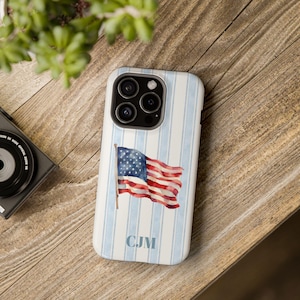 Aangepaste magnetische telefoonhoes met Amerikaanse vlag | Aangepast | Vaderlandslievend cadeau | Amerikaans | Aangepaste initialen | Blauwe en witte strepen | Kust
