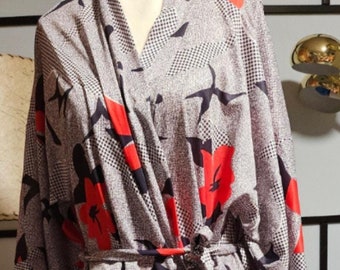 Vintage Sears Tradition Woman&#39;s Bathrobe  1980&#39;s Like New Long Black White Floral Belted