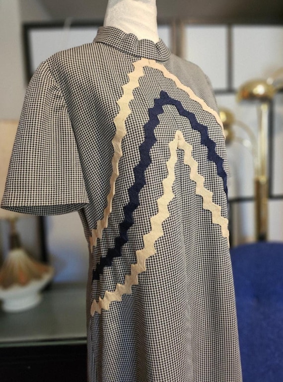 houndstooth a line dress Women's Black & White Houndstooth A-Line Short Dress Long Sleeve Size M