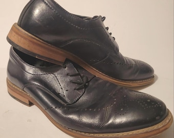 Vintage 90s Stacy Adams Leather Wingtip Oxfords, Brogue Shoes, Men's Dress Shoe (see measurements)