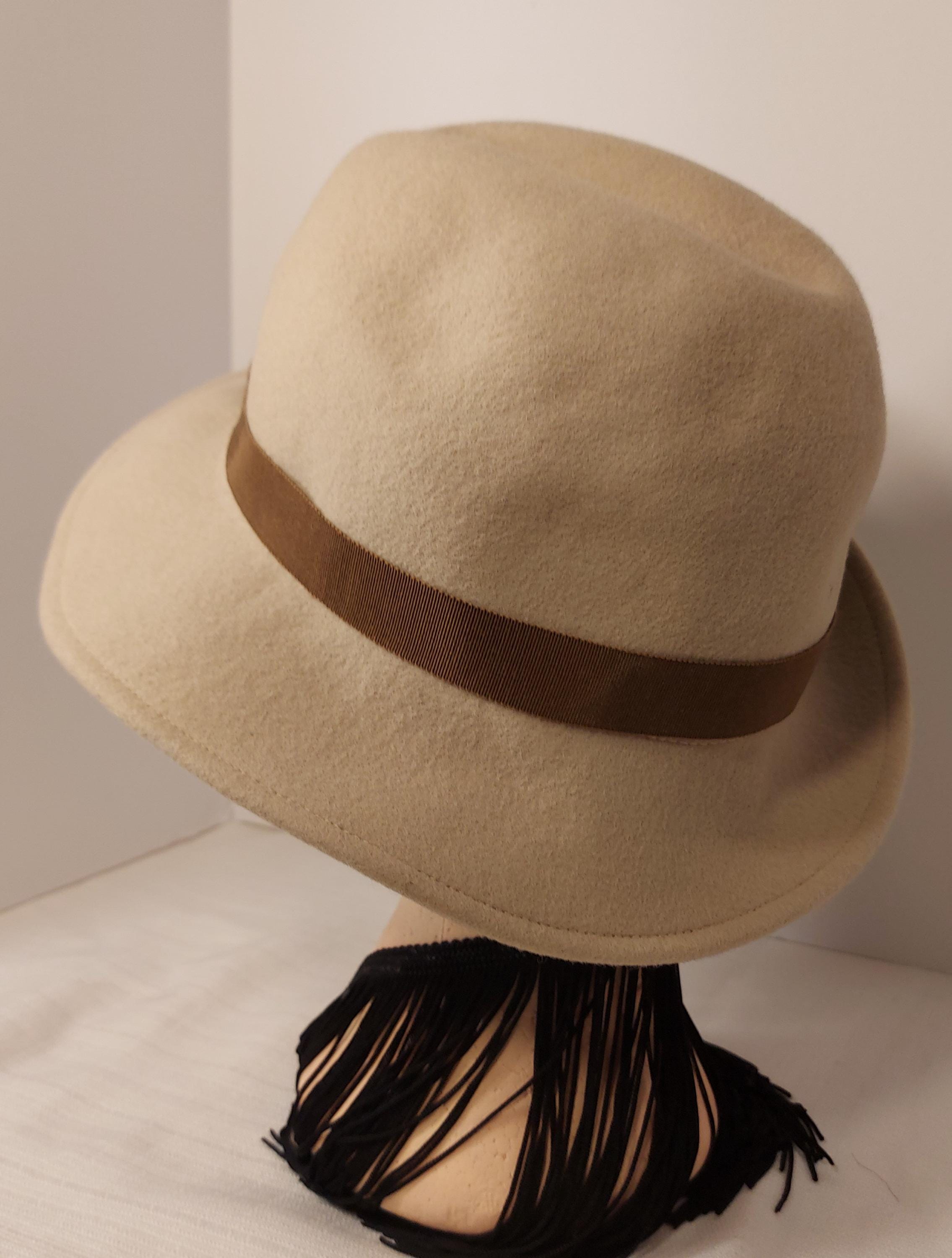 Vintage Beige Wool Felt Hat With Brown Ribbon, Made in USA  display picture 3