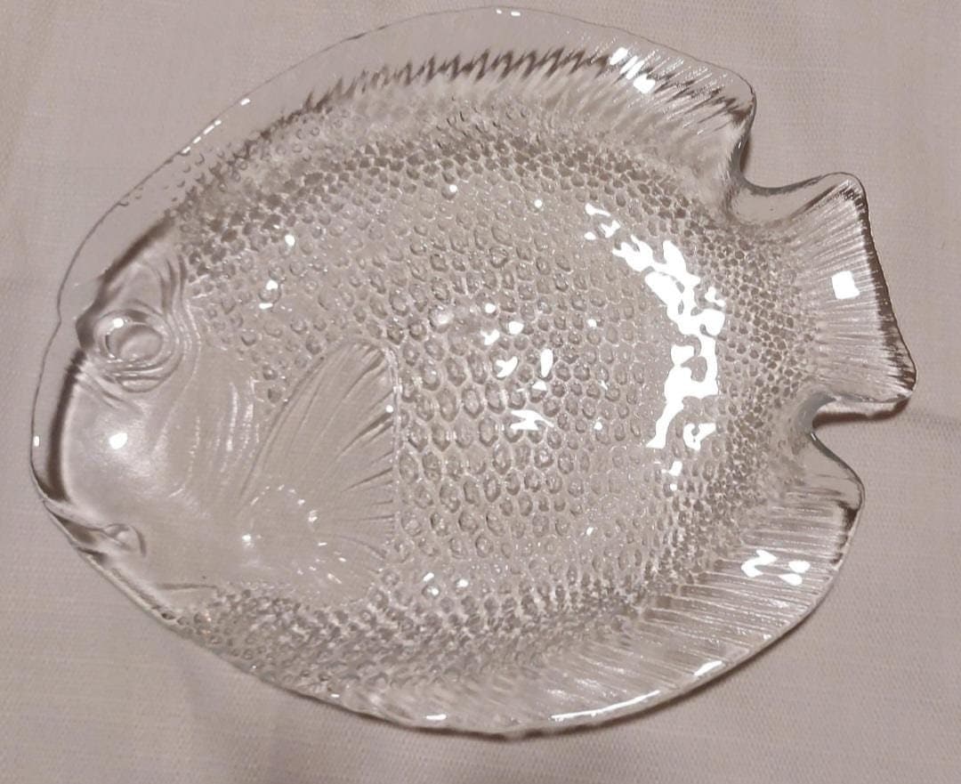 Six Vintage 1970's Arcoroc France Clear Poisson Fish Shaped Dinner Plates Saucers Serving Platter  Glass Hardened Made In France