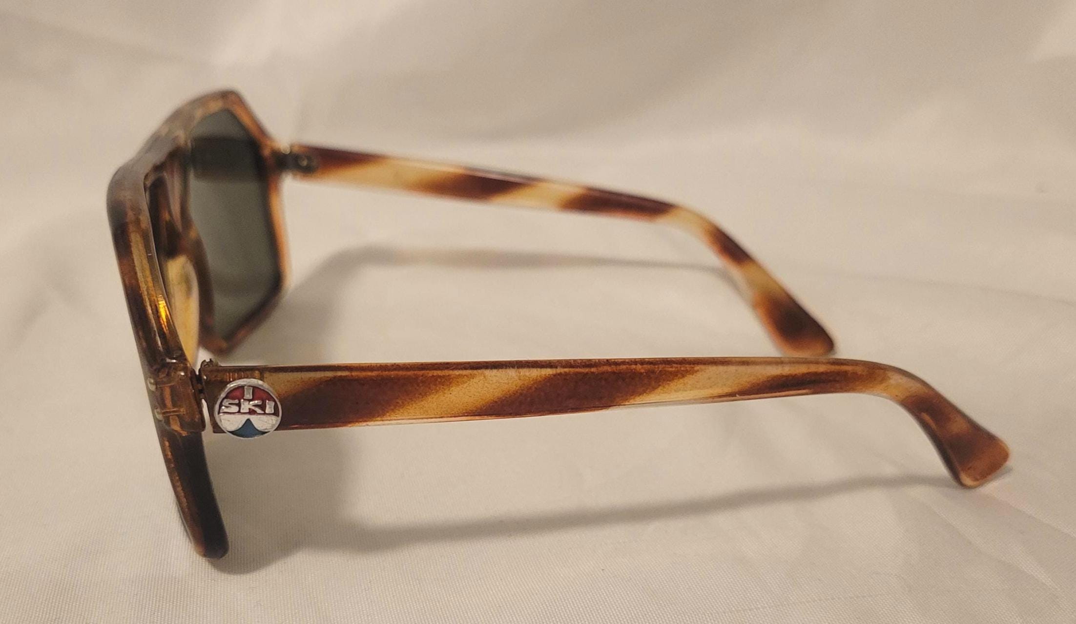 Vintage I Ski Phantom Tortoise Aviator Sunglasses with Mirrored Lenses Vintage I SKI Sunglasses, Tortoise Shell Aviator Mask, 70s  main image 3