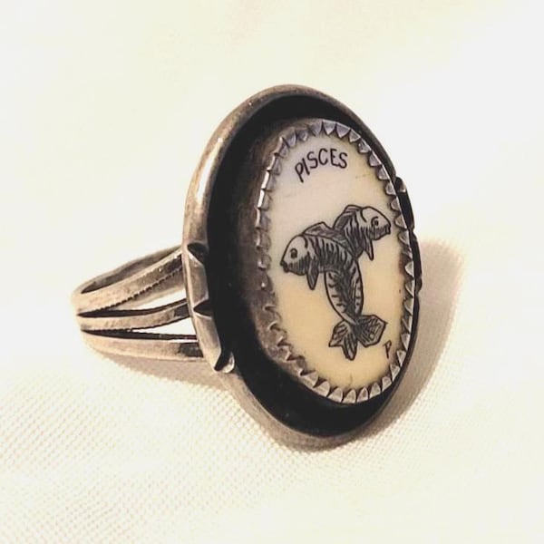 Vintage 1970s Sterling Silver Pisces Zodiac Ring, Size 9, USA