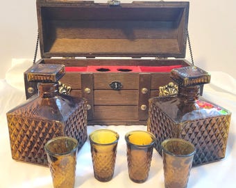 Vintage 1970s Amber Glass Decanter Set with Shot Glasses in Wooden Pirate Treasure Chest, Barware