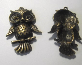 Owl pendant Components 2 piece set Bronze/Brass/Gold Component Destash
