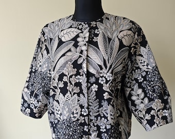 Tapestry Jacket – Artistic Botanical Design, Handcrafted Statement Piece