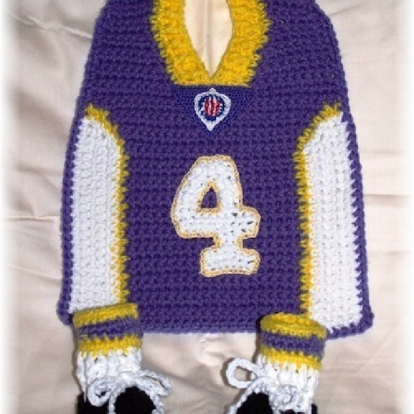 Little Quarterback Football Bib and Bootie Costume Crochet Pattern PDF - INSTANT DOWNLOAD.