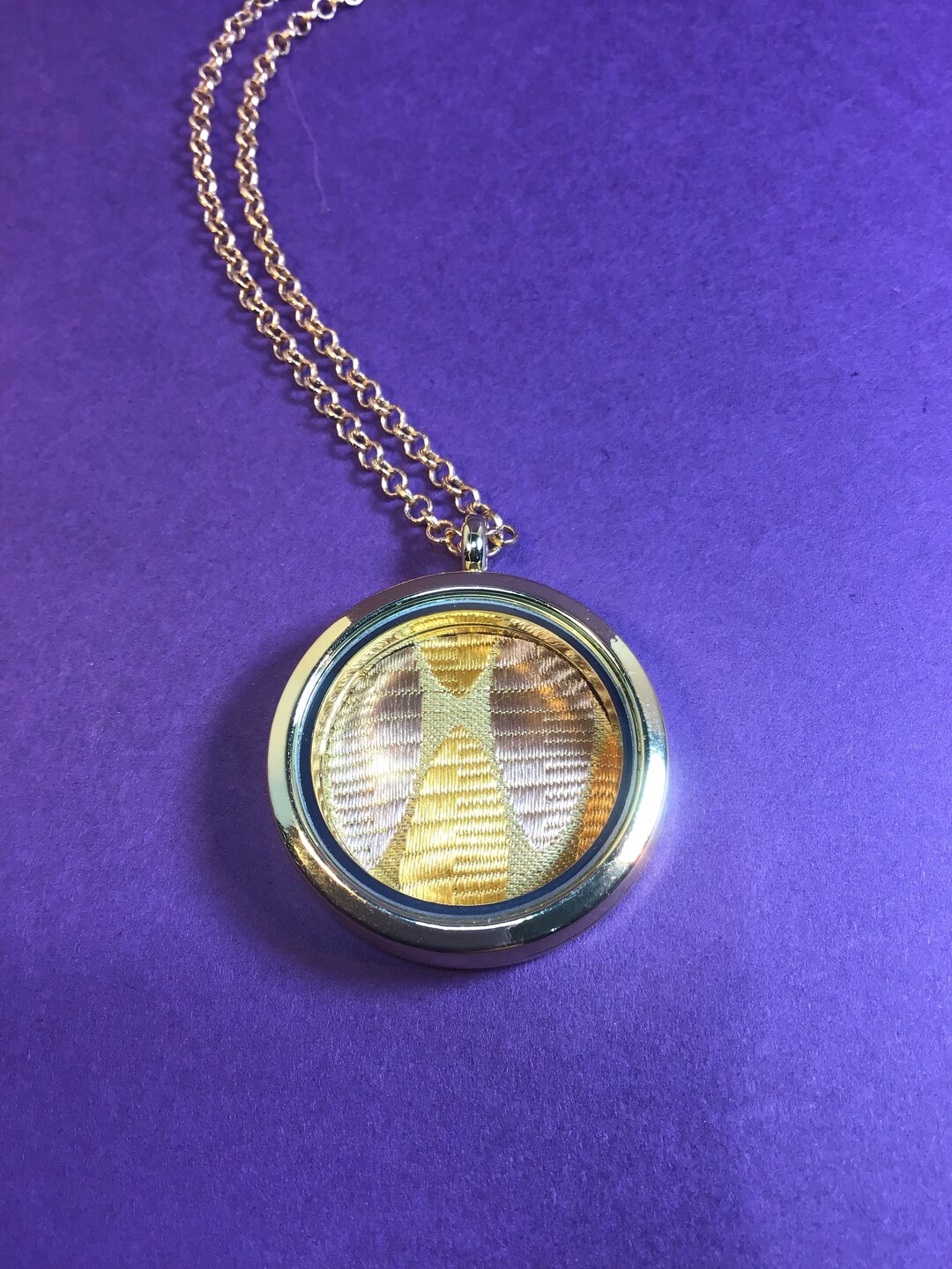 llamar Saul Lalo Salamanca de medallón Posee - Etsy