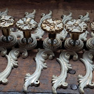 Vintage French Provincial Drawer Pulls, Set of Ten
