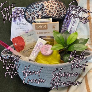 Spa Gift Basket, Bath and Body Gift Set, Thinking of You Present, Mom Friend Birthday, Retirement, Relaxation, Thank You Gift, Get Well Soon