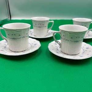 Set 4 Tirschenreuth Baronesse FLEUR DE LIS Blue Demitasse Cup & Saucer Sets