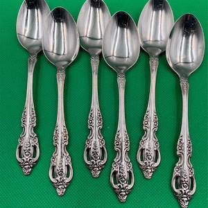 Set of 6 Oneida Community Stainless Steel RENOIR / PEMBROKE Teaspoons