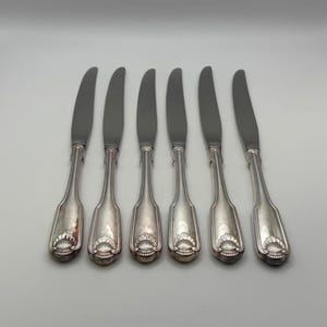 Set of 6 Oneida Community Silverplate SILVER SHELL Dinner Knives